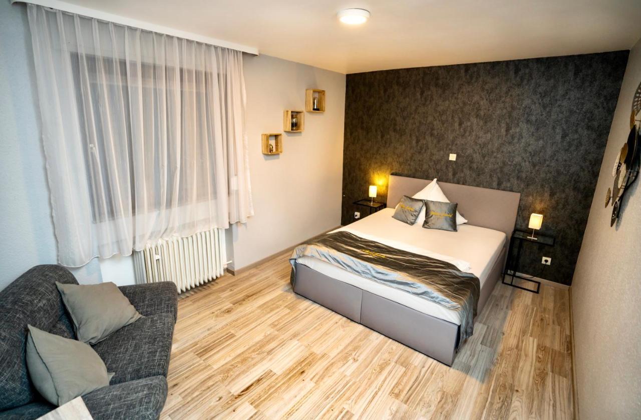 Parkhotel Lindenhof - Kostenlose Parkplaetze Offenbach am Main ภายนอก รูปภาพ